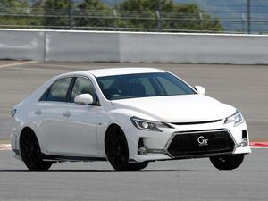 【10年ひと昔の新車】マークX G'sは、上質かつスポーティな走りのFRセダンに仕上げられていた