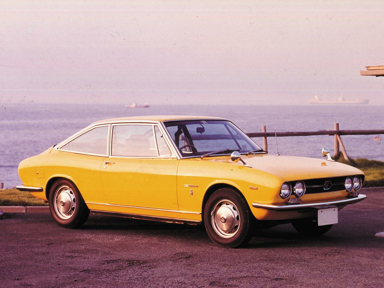 いすゞ117クーペ（昭和43／1968年12月発売・PA20型）【昭和の名車・完全版ダイジェスト045】