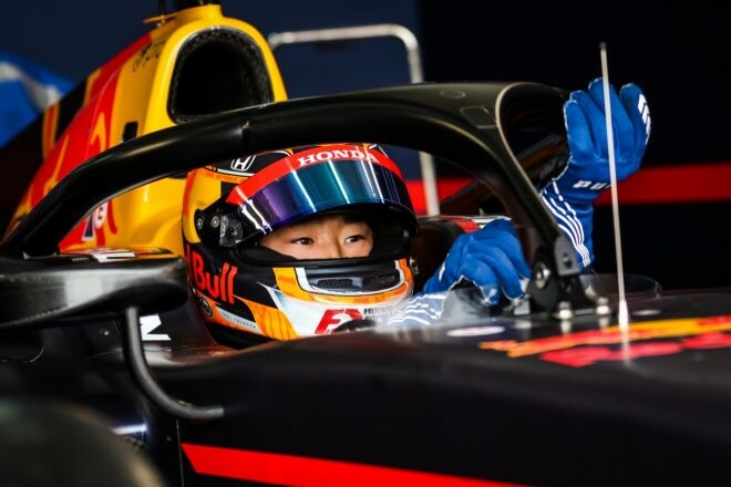 角田裕毅、FIA-F2第2戦予選で初ポール獲得「大きなステップになった。今回はミックに感謝しないと（笑）」