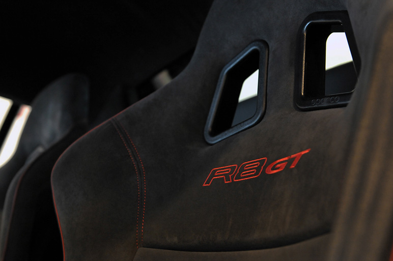 アウディ R8 GT フォト 世界333台、日本に5台