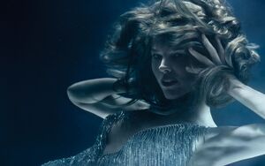 2026年版、「ピレリカレンダー」が公開へ──ソルベ・スンズボーが撮った“エレメンツ”