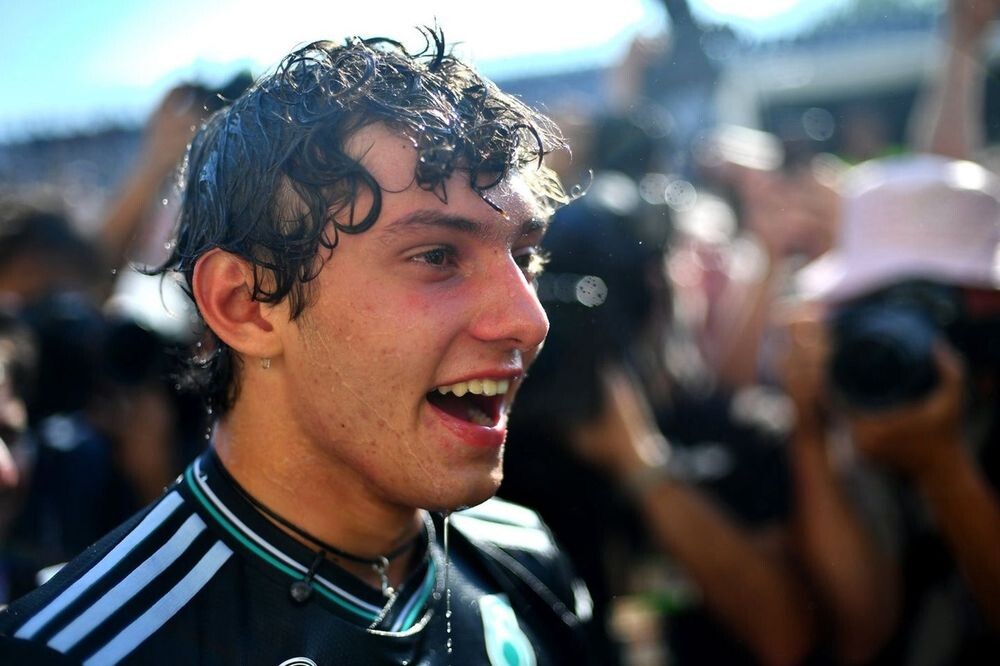 アンドレア・キミ・アントネッリ、18歳で初F1初表彰台「歓声に鳥肌が立った」王者フェルスタッペンからは今後の活躍に太鼓判も