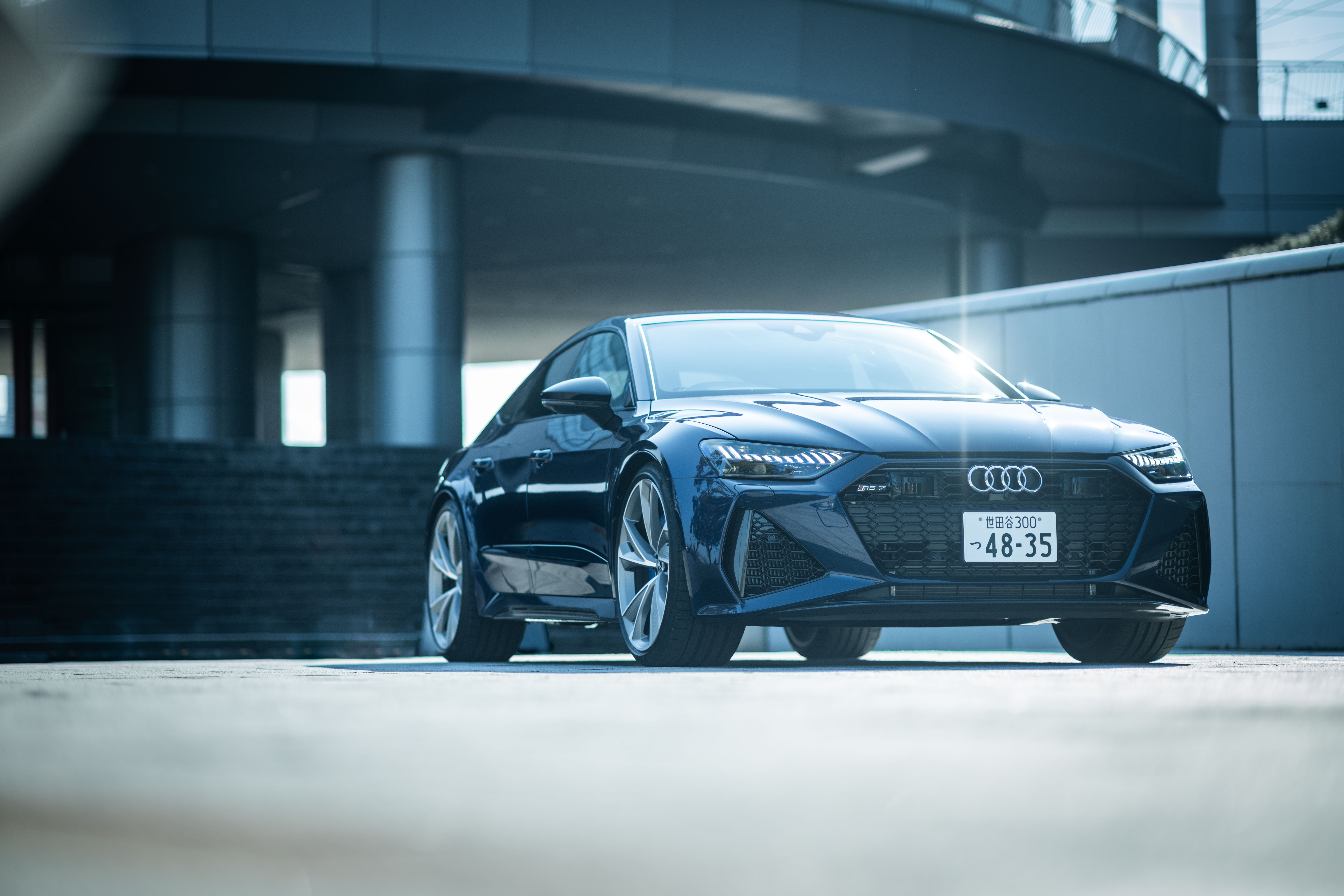 の姿を借りた リアル スーパーカー 新型アウディrs7スポーツバック試乗記 Gq Japan 自動車情報サイト 新車 中古車 Carview