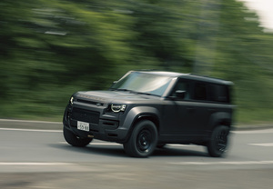 【本格ヨンクがカッコいい！】ディフェンダーはランドローバーの原点にして英国の誇り。究極のパフォーマーOCTAを体感