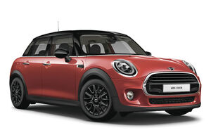 日本初導入となるインディアンサマーレッド・メタリックのボディカラーを纏ったミニ5ドアの特別限定車「Rosewood Edition」が登場