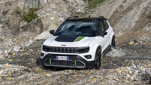 電動化されたジープはジープ足り得るのか？新型「ジープ アベンジャー」を徹底チェック！テスト結果を含む全情報