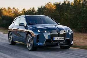 BMWの電動SUV「iX」がアップデート！一充電航続距離は国内BMW車で最長の723km【新車ニュース】
