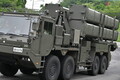 間もなく配備か？「国産ステルス巡航ミサイル」移動中の姿を捉えた！ 発射機以外の見慣れぬ車両も