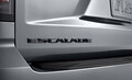 フロントフェイスを新世代のキャデラックデザインに刷新した高級3列シートSUV「エスカレード」が日本上陸