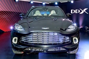 アストンマーティン初のSUV「DBX」開発着手から4年を経てついに発表