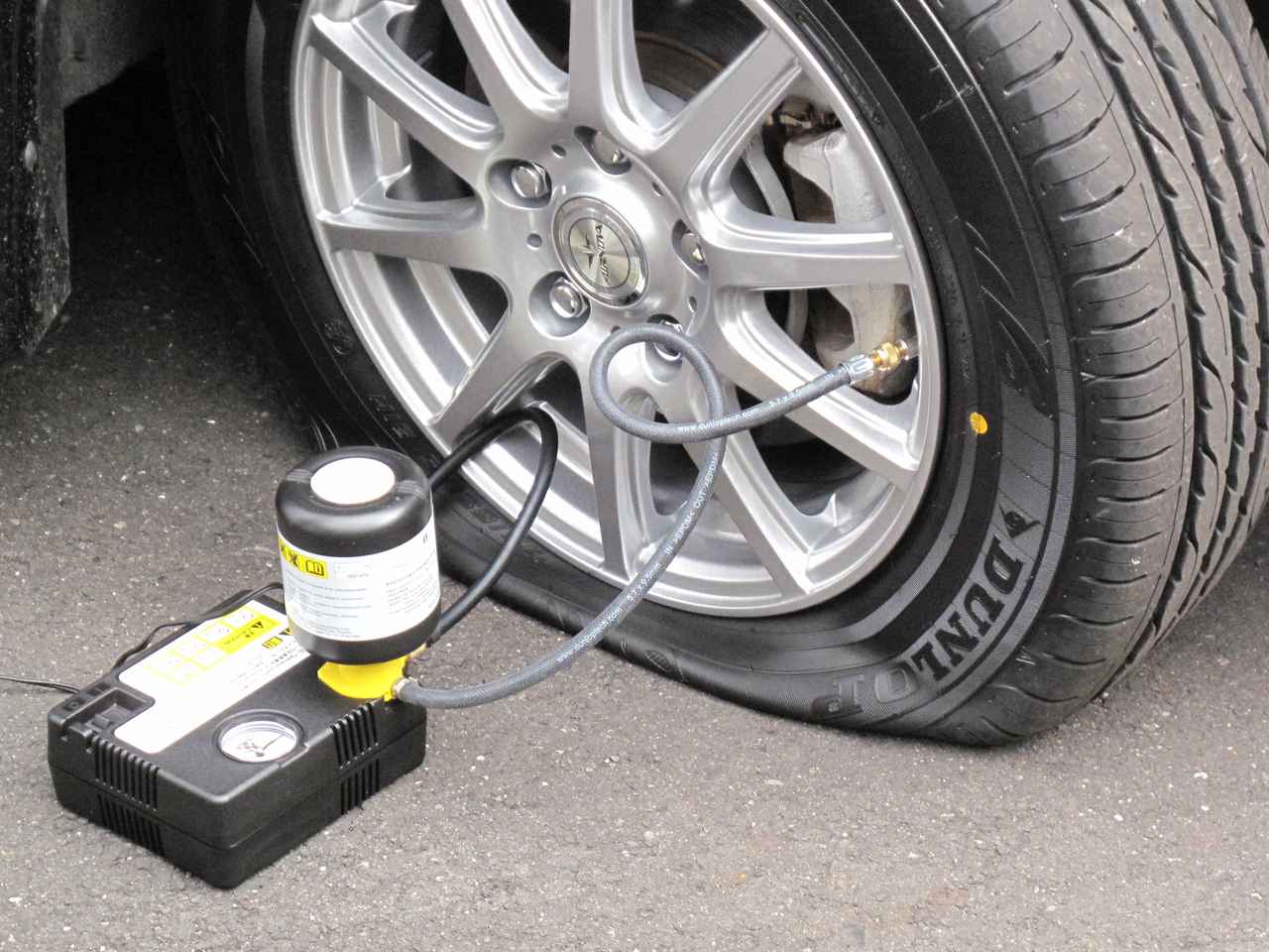 くるま問答 最近のクルマにテンパータイヤはない パンク修理キットをどう使う 最高速は Webモーターマガジン の写真 自動車 情報サイト 新車 中古車 Carview