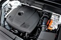新型XC90 T8に試乗。ふたつの過給機＋電気モーターによる走りは？