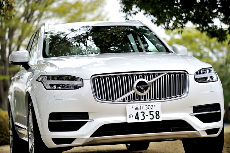 新型XC90 T8に試乗。ふたつの過給機＋電気モーターによる走りは？