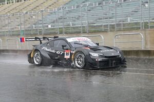 プレリュードGT、豪雨の中発進！　来季ホンダGT500の“前奏曲”……SUGOでシェイクダウン実施