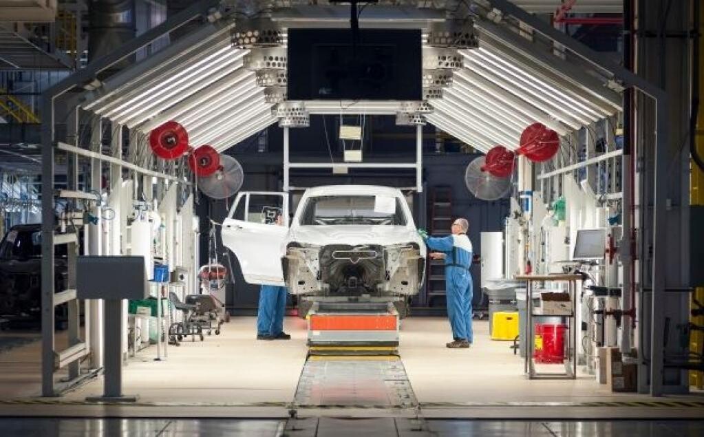 テュフ ラインランド ジャパン：28のBMWグループ認定鈑金塗装工場を認証