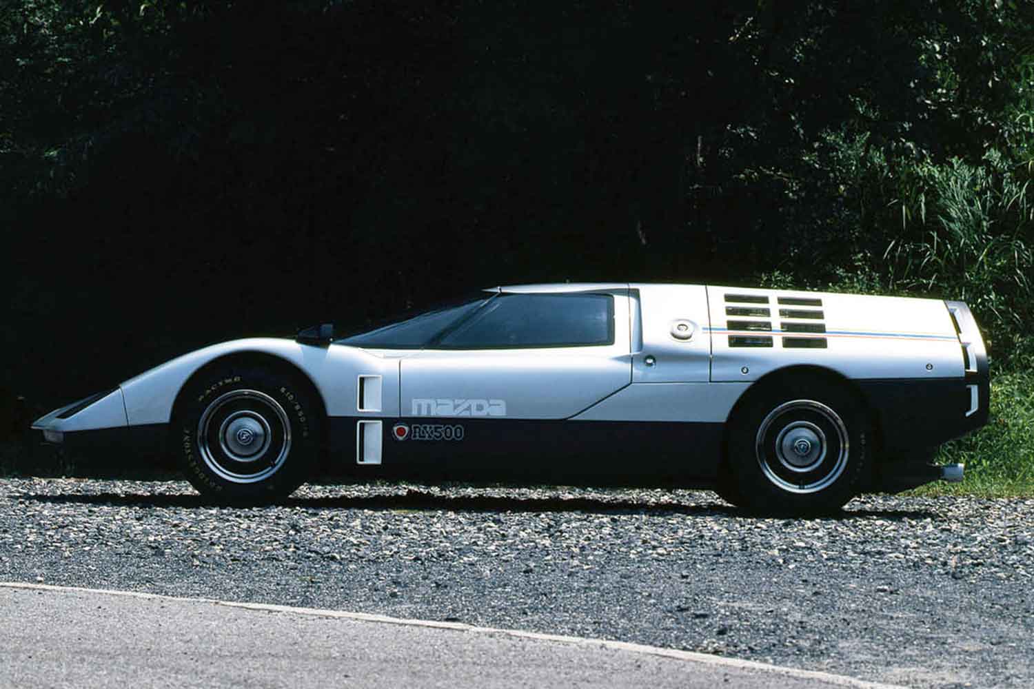 ロータリーを積んだスーパーカー!?　1970年の東京モーターショーで人々を仰天させたRX500とは