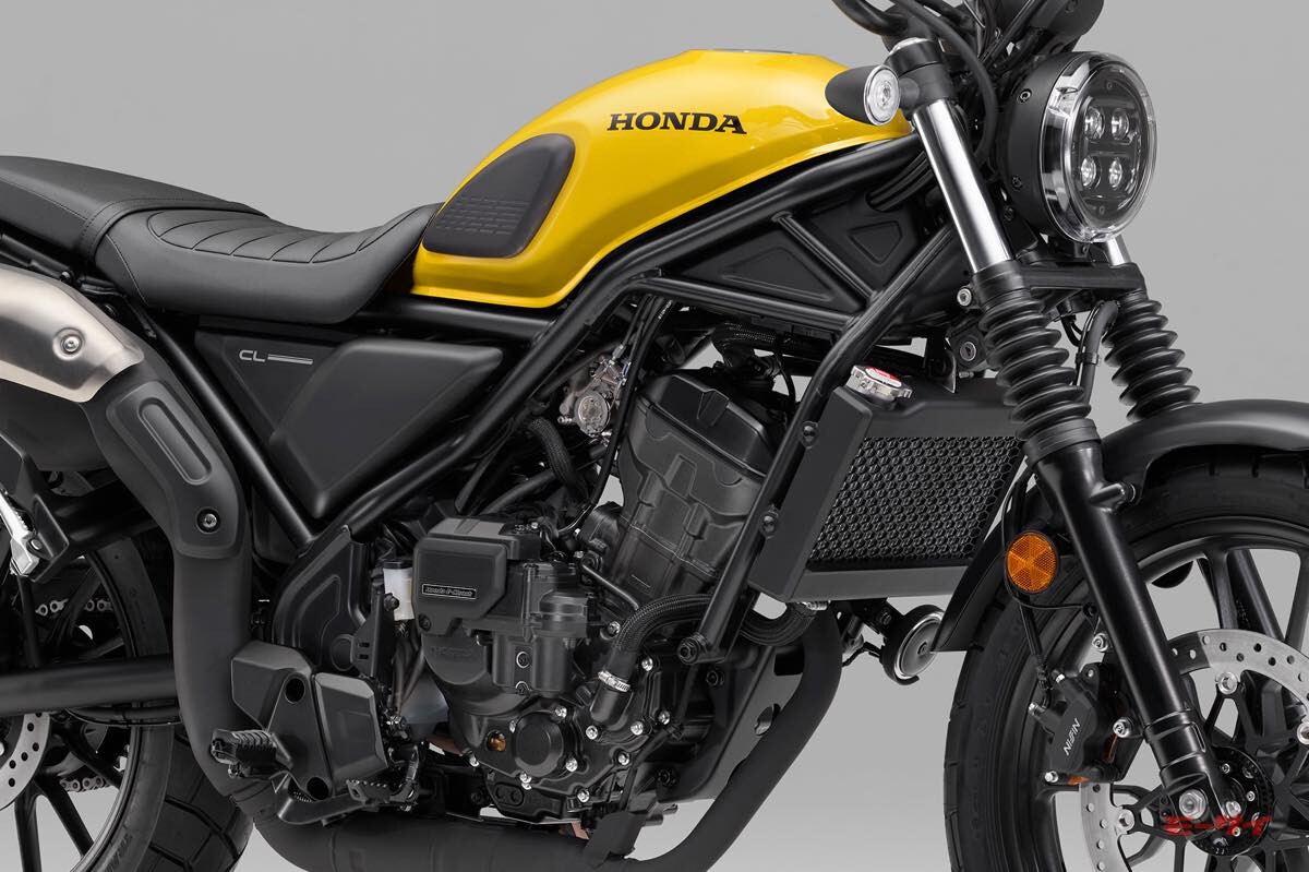軽二輪スクランブラー「ホンダCL250」細部変更で新登場。Eクラッチ搭載仕様も追加設定！　価格は標準64万9000円／Eクラッチ70万4000円で10月24日（金）発売