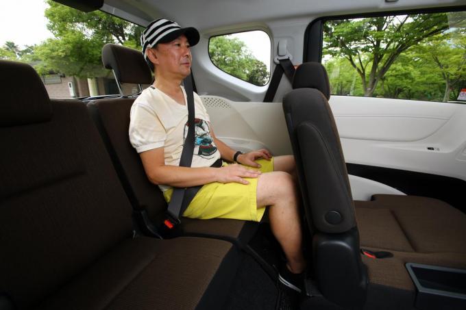 小型ミニバンに ほとんど座れない 3列目席が設定されたワケ Web Cartop 自動車情報サイト 新車 中古車 Carview