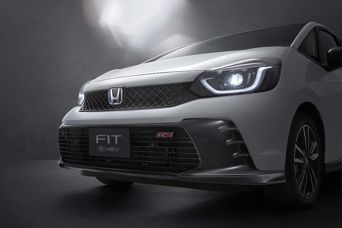改良型 ホンダ フィット の価格大公開 10 7発売 クロスターは10万円を超える値上がり 先進安全機能のアップグレードも解説 Carview 自動車情報サイト 新車 中古車 Carview