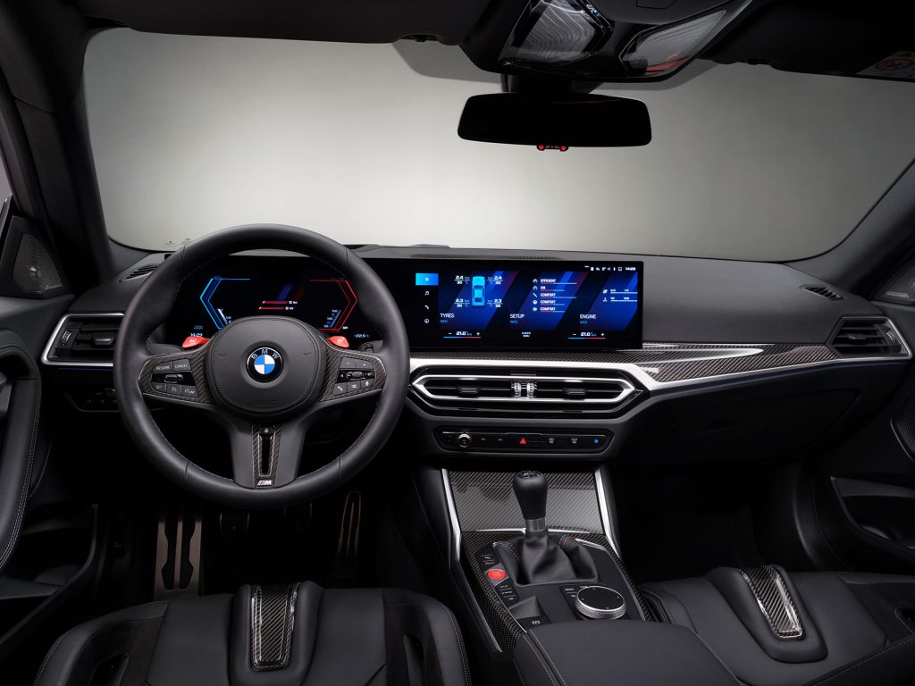 BMW 新型「M2クーペ」発表 正統派FRモデル MT搭載車設定
