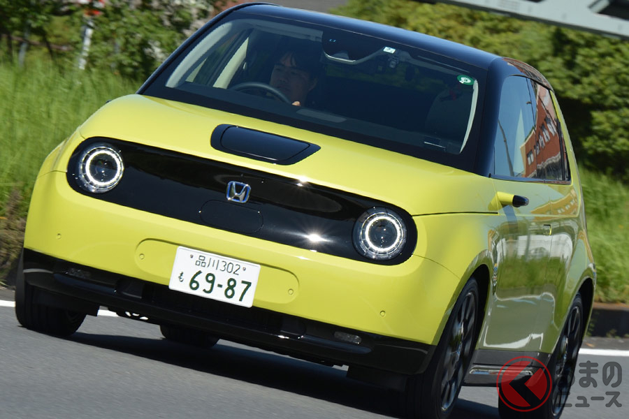 あら可愛い 見た目とのギャップが良い ホンダeは街中ベスト 5つの魅力とは くるまのニュース 自動車情報サイト 新車 中古車 Carview