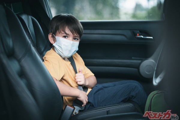 たった5秒で死亡率倍 まだしてないの 後席シートベルト着用率が衝撃的に低すぎた ベストカーweb 自動車情報サイト 新車 中古車 Carview