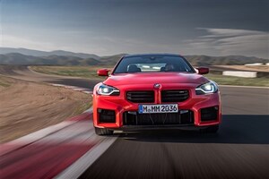 第二世代の「BMW M2」はカクカクしたデザインで視線クギづけ！ 日本で1000万円を切れるかに注目