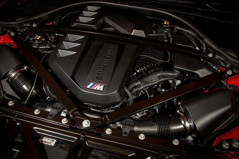 第二世代の「BMW M2」はカクカクしたデザインで視線クギづけ！ 日本で1000を切れるかに注目