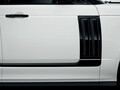 レンジローバー特別仕様車 SVO専用デザインを採用した限定15台の「RANGE ROVER SVO DESIGN EDITION」
