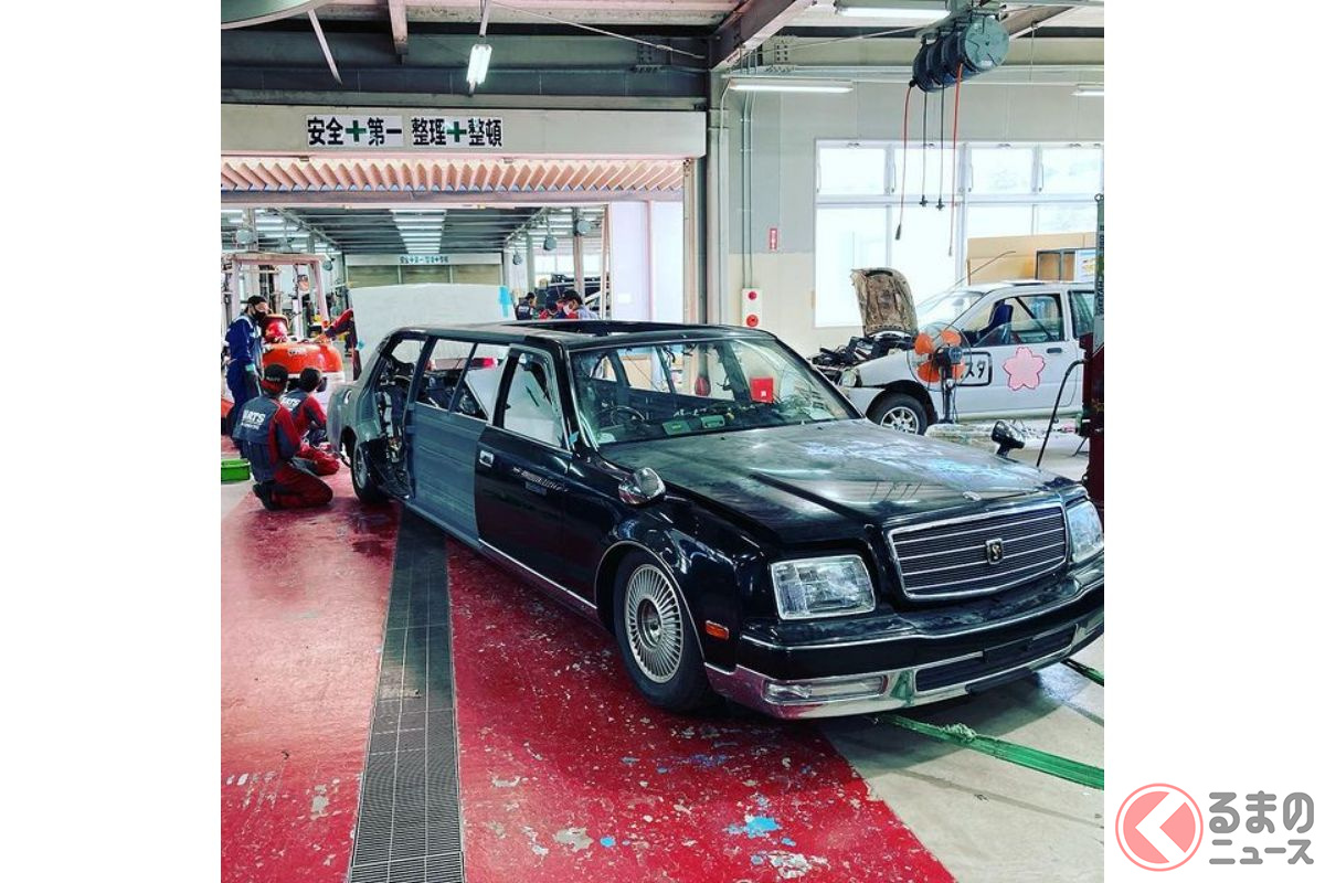 全長6m超えトヨタ センチュリーリムジン 世界初公開 シャコタンで美しいvip仕様を東京オートサロンでお披露目 くるまのニュース 自動車情報サイト 新車 中古車 Carview