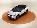これが噂の“ミニランクル”!? トヨタ「アーバンクルーザー」発表。「ヤリスクロス」サイズのコンパクトSUV…ただしEV