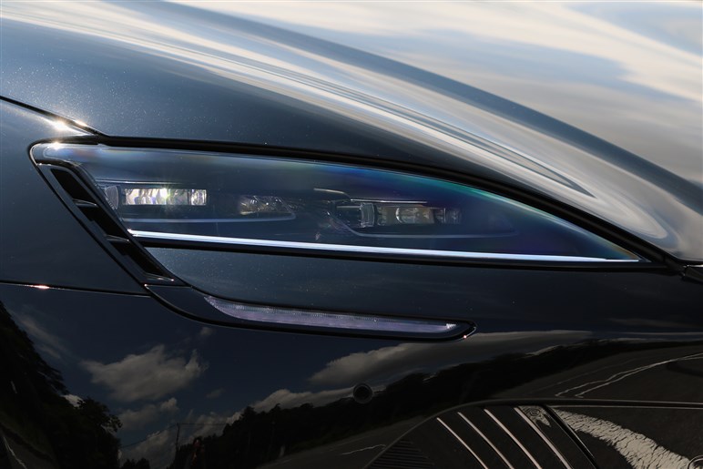 BYDの新型セダン「シール」は乗るとどう？ 中華高級EVのガジェット感とコスパは日本で通用する？