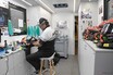 「一番快適な場所！」作業場と居住空間を備えるトラックとは？　ヘルメットサービスの裏側【MotoGPの現場から】