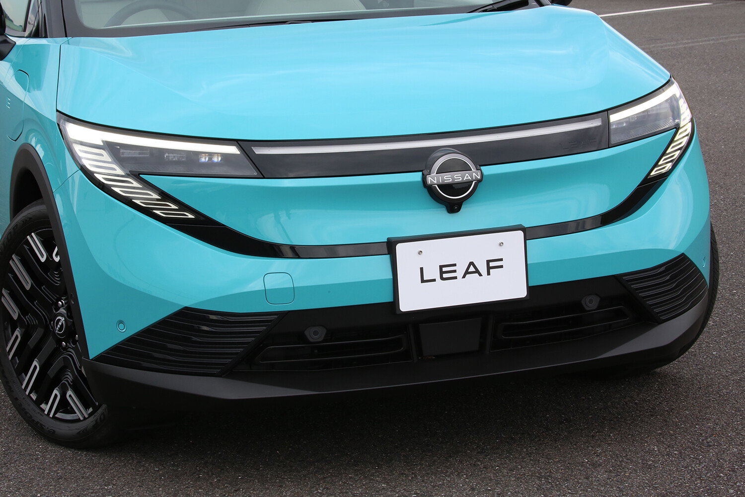 【試乗】さすが長年続けているだけある！　新型日産リーフは「EVへの不安感ゼロ」かつ高級感あるクルマに仕上がっていた