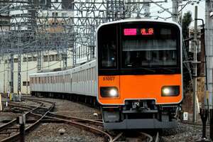 「地味なのに最強」「どこで儲けてるの？」――東武鉄道が叩き出す利益率11.8％、“過剰投資”を武器にした超合理経営の正体