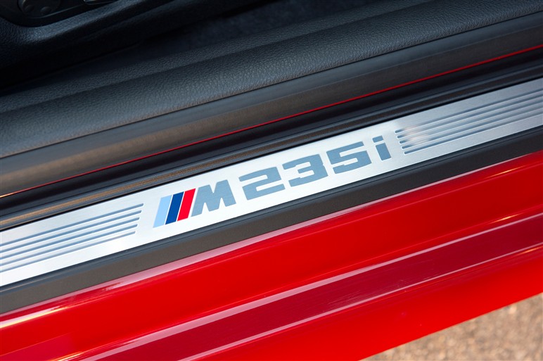 BMW 2シリーズ、高性能版の「M235i」に試乗