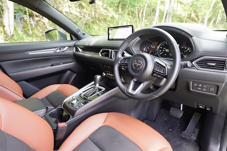 【熟成のマツダ「CX-5」】新型もよさそうだけど現行もかなりいいぞ…！ 完熟の2代目CX-5に改めて乗ってみた