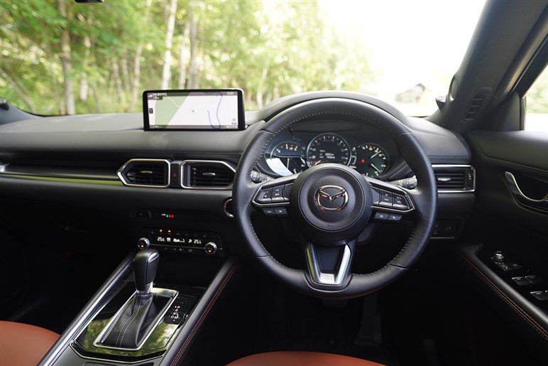 【熟成のマツダ「CX-5」】新型もよさそうだけど現行もかなりいいぞ…！ 完熟の2代目CX-5に改めて乗ってみた