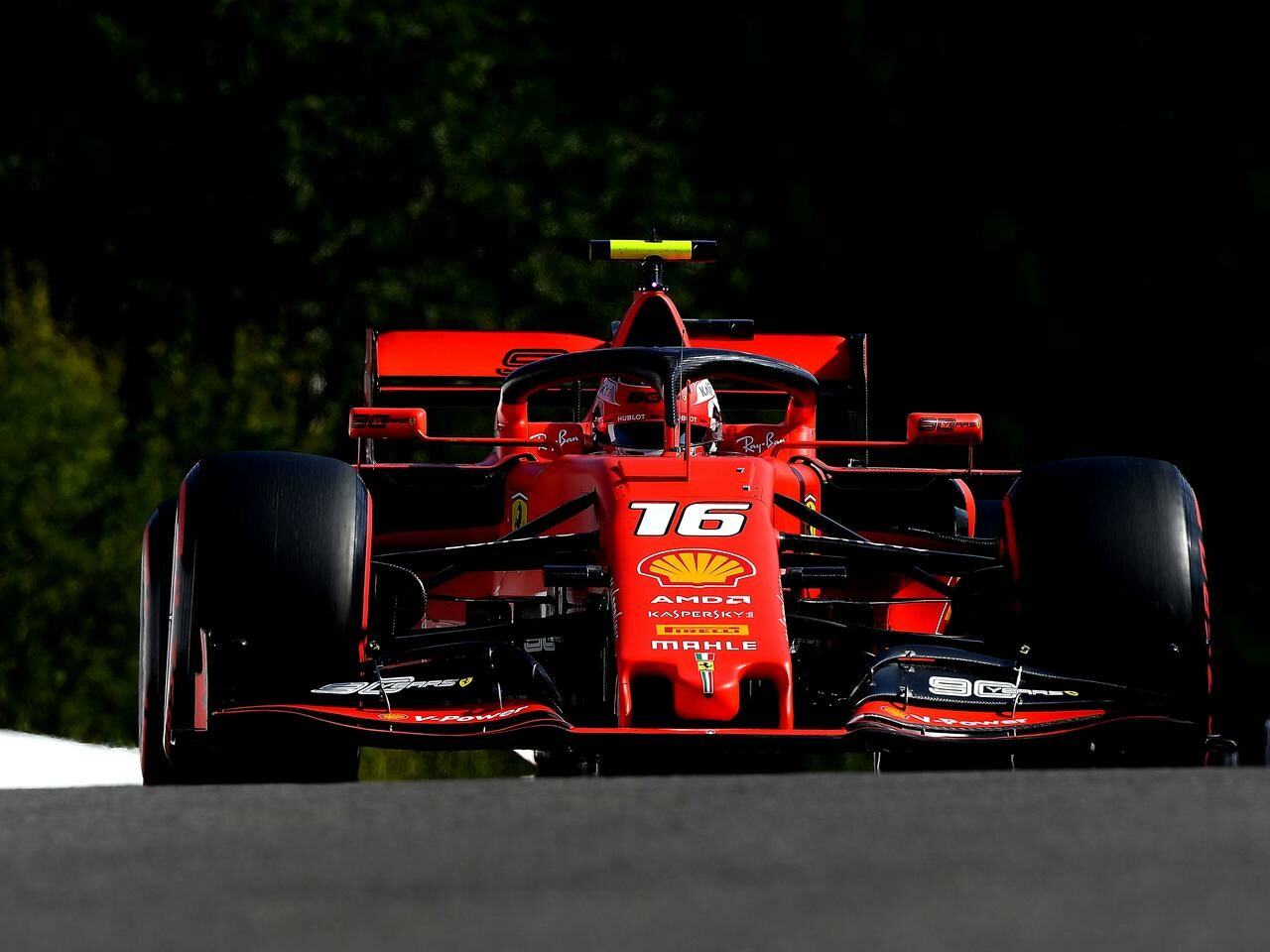 F1第13戦ベルギーGP予選、復活フェラーリがフロントロウ独占。フェルスタッぺンは5番手【モータースポーツ】