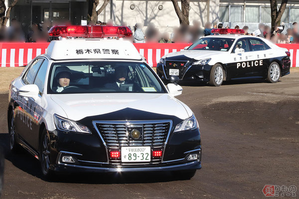 トヨタ クラウン セダン消滅でパトカーどうなる 現状はほぼ一強 考えられる代替は 乗りものニュース 自動車情報サイト 新車 中古車 Carview
