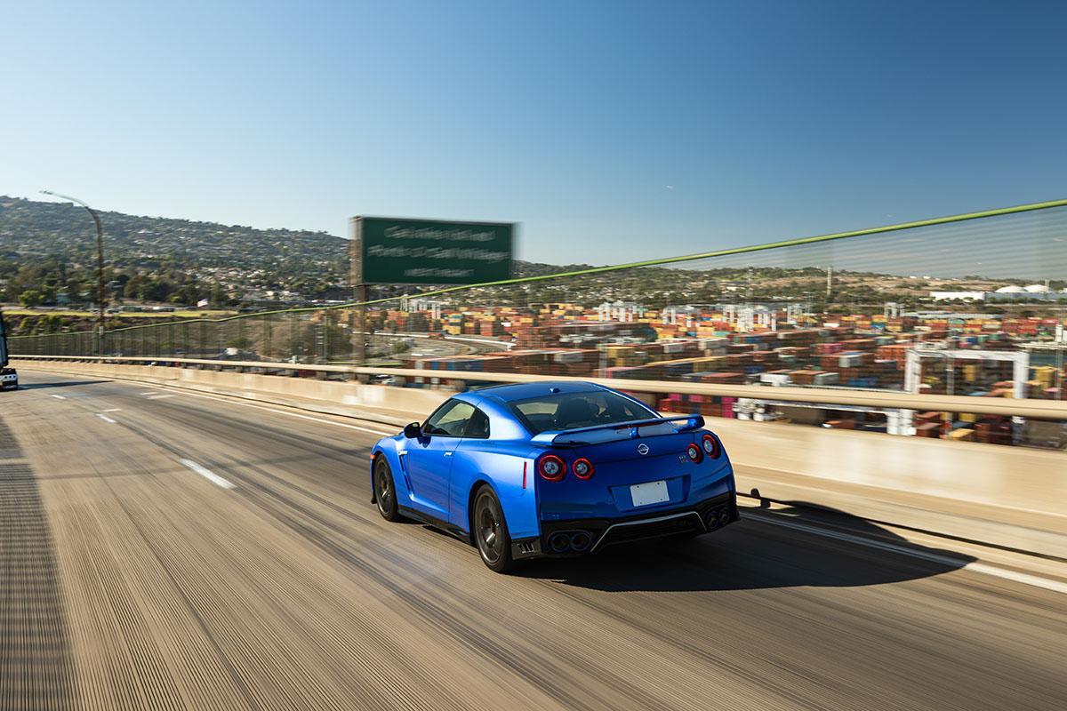 アメリカは 庶民の若者 がスポーツカーに乗りづらい 高額な 自動車保険 とイマドキの ハイテク対応 Web Cartop 自動車情報サイト 新車 中古車 Carview