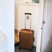 エルメスからルイ・ヴィトンまで、いつもの旅をアップグレードしてくれるトラベルアイテム──特集：自分磨きの夏旅へ