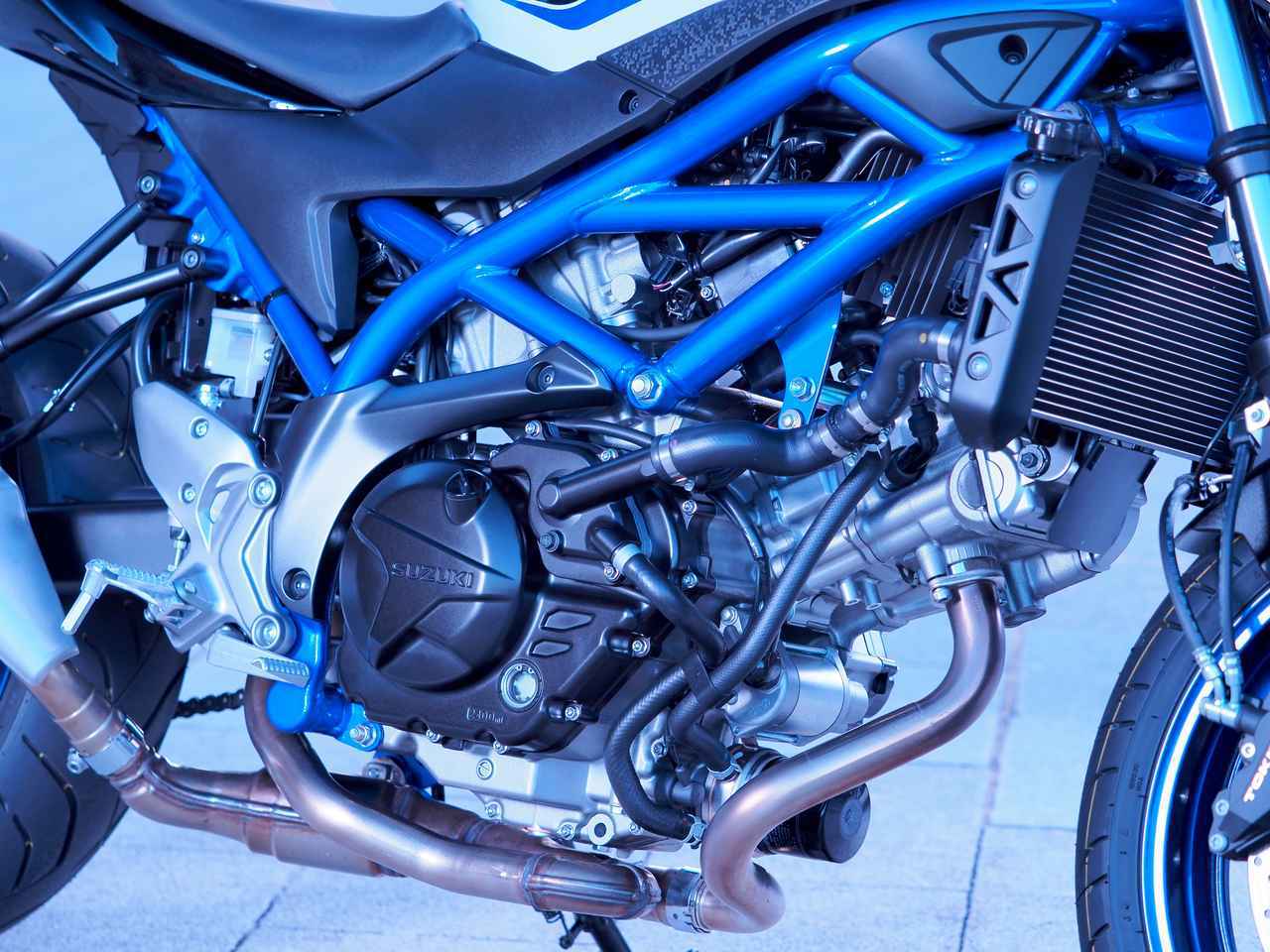 地味にスゴい! スズキの大型バイク『SV650』がちょっとの進化 ...
