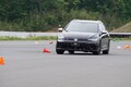 その限界は青天井　究極の高性能ゴルフ「VW GOLF R」に試乗