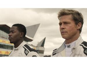 映画『F1／エフワン』で、ブラッド・ピットが常識破りの元カリスマ F1 レーサーに！