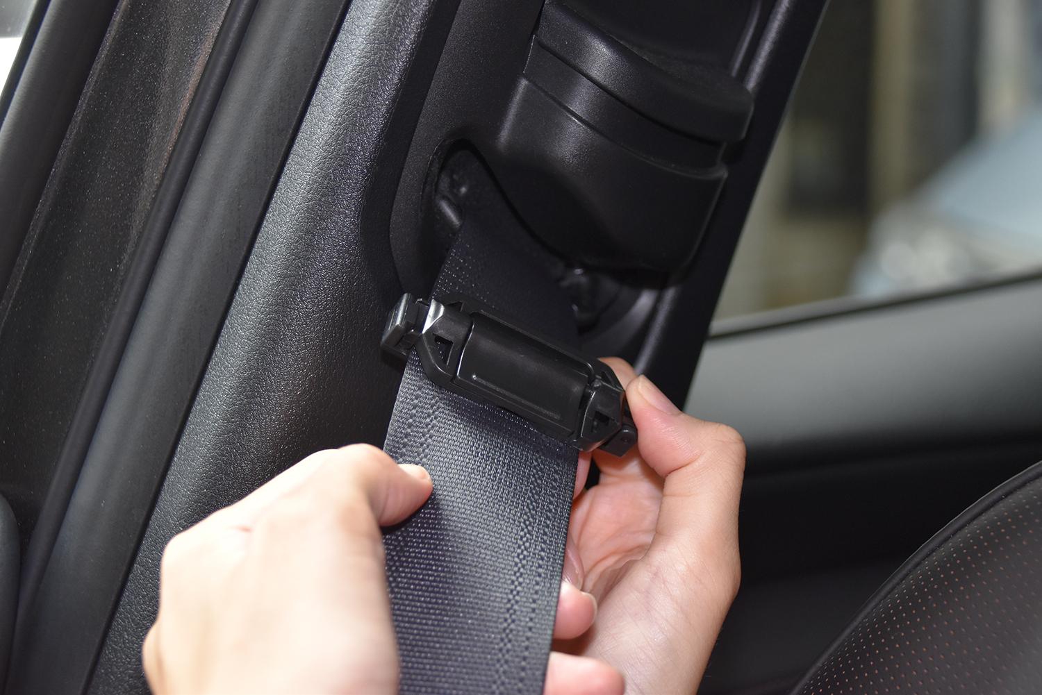 販売すること自体が疑問 クルマの シートベルトクリップ の危険性とは Web Cartop 自動車情報サイト 新車 中古車 Carview