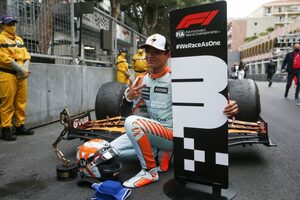 ノリス3位「超、超ハッピー！　モナコでポディウムなんて全く予想していなかった」マクラーレン／F1第5戦