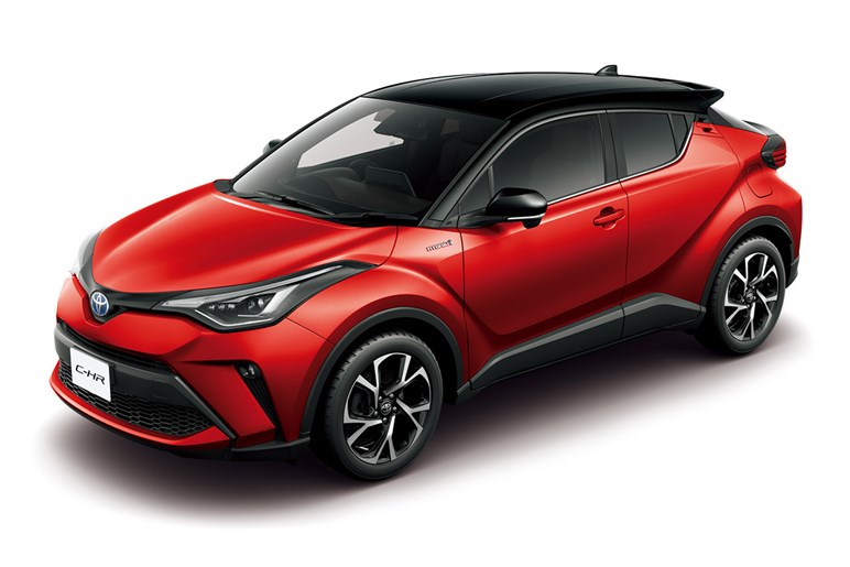 トヨタ C-HR 価格差はあるがハイブリッドがおすすめ、グレードはSでも豊富な装備