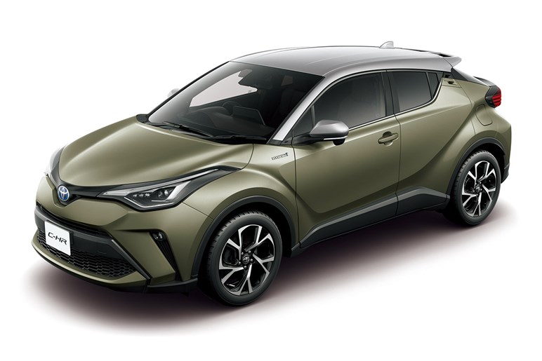 トヨタ C-HR 価格差はあるがハイブリッドがおすすめ、グレードはSでも豊富な装備