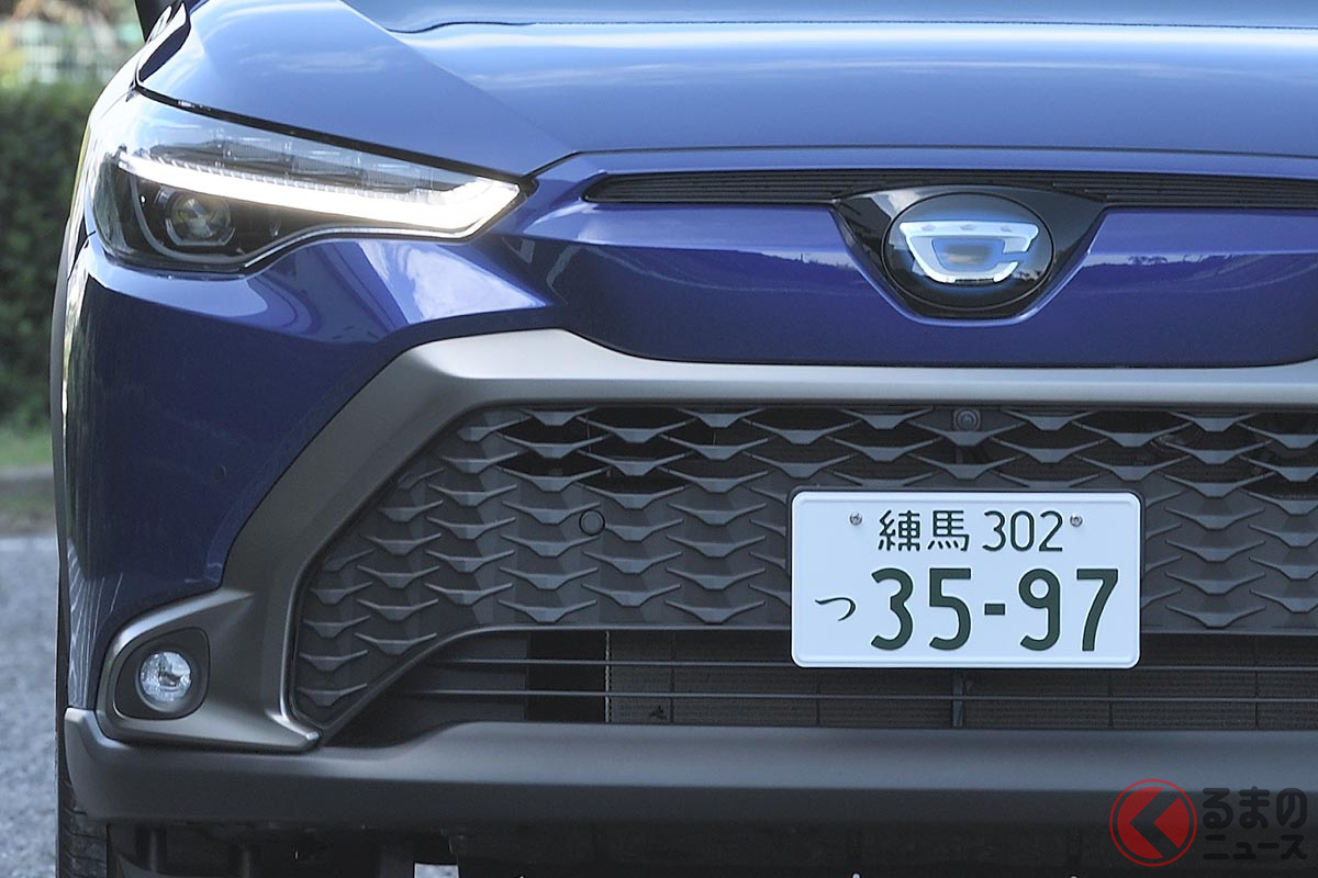 カローラクロス　フロント トヨタエンブレム カローラ クロス トヨタ 純正 エンブレム COROLLA CROSS
